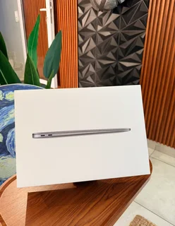 MacBook Air 13-inch | Apple M1 chip | 256GB - Space Grey