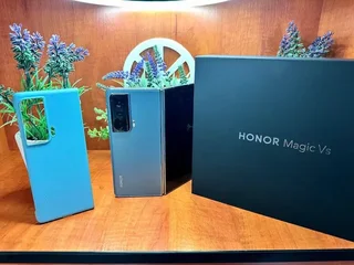 Honor Magic Vs Fold 5G | 512GB Storage | 12GB Ram | Dual Sim | Cyan