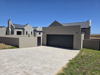 Brand new home for sale in Groenkloof Vredenburg