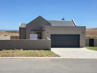 Brand new home for sale in Groenkloof Vredenburg