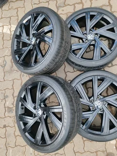 18&#34; Oem Mk8 Gti Rims with Tyres