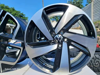 WICKED NOVEMBER SALE 17&#34; Vw Miltons &amp; Tiguan RepS REDUCED