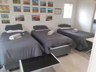 Morries PlaceInTown Guest House