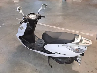 2025 Honda  Elite