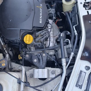 2011 Renault Logan 1.6MPI 8v 5 speed (Roadworthy certificate)