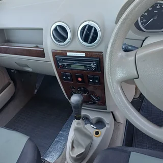 2011 Renault Logan 1.6MPI 8v 5 speed (Roadworthy certificate)