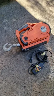 Warn PullzAll Cordless Winch
