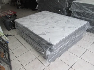 Brand New Signature Double Bed With Base