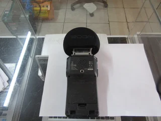 HD-ZOOM XYH-6 PORTABLE HANDY RECORDER IN GOOD CONDITION