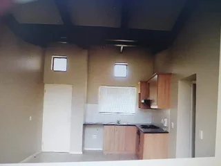 FLAT - Ad posted by Maria Du Toit