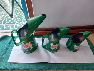 Castrol Oil jug set