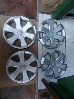 Toyota 14 inch wheel caps