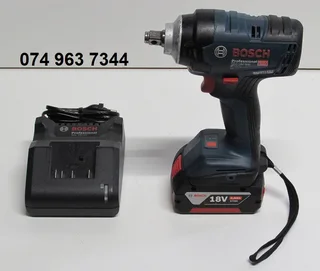 Bosch Professional GDS18V-400 Cordless Lithium Ion Impact Wrench Set