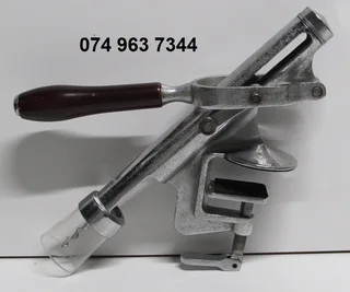 Corkscrew Table Mounted Rapid - 53cm L x 13cm W x 10cm H