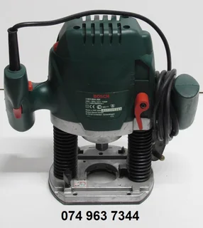 Bosch POF1100AE Electronic Variable Speed 1/4" Router