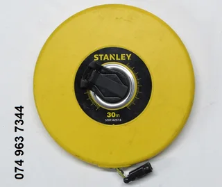 STANLEY TAPE 30MX13MM FIBERGLASS STANLEY - WIND UP - CLOSED PLASTIC CASE