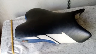 Yamaha R1 Big Bang Custom Rider Seat [09-14 Models]