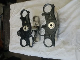 Yamaha R1 Big Bang Triple Clamps [09 -11 Models 14b]
