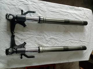 KAWASAKI ZX6 R forks [2010 model]