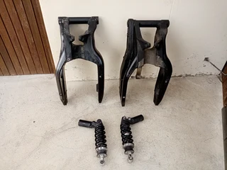 Honda Cbr 1000 Rr Bull Nose Swing Arms And Rear Shocks [2011 Model]