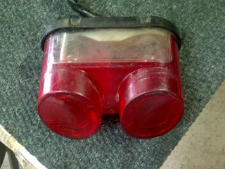 YAMAHA R1/FZS1000 rear tail light [R1 00-01, FZS 1000 03-05 MODELS]