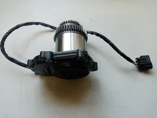 YAMAHA R1 spares [5vy model 04-06]