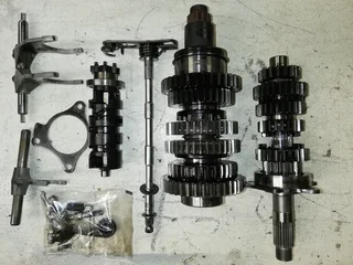 YAMAHA R1 engine casings [2004 to 2008 models 5vy 4c8]