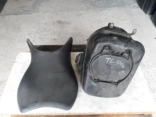 SUZUKI TL 1000 S spares