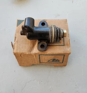 Mercedes-Benz clutch slave cyl W110/W111/W113/W108/W109