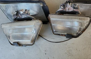 Mercedes-Benz C126 SEC fog light set