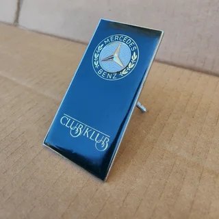 1985 Mercedes-Benz Club grill badge