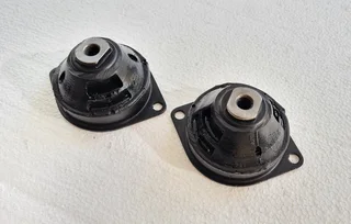 Mercedes-Benz Ponton engine mount set