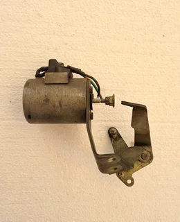 Mercedes-Benz W113/W108 idle speed solenoid