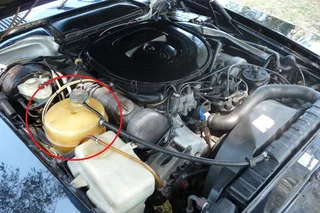 Mercedes-Benz R/C107 series radiator expansion tank