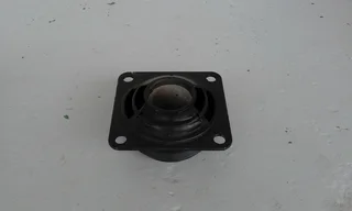 Mercedes-Benz diff mounting