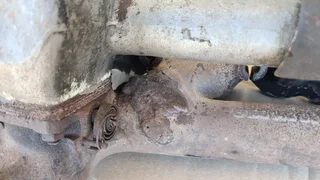 Mercedes-Benz W105 intake/exhaust manifold