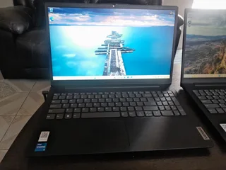 Lenovo V15 Core i5 notebook