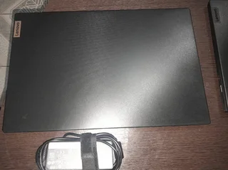 Lenovo V15 Core i5