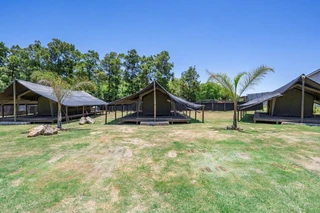 SMALLHOLDING in JOOSTENBERGVLAKTE - B &amp; B &#43;  FUNCTION VENUE..