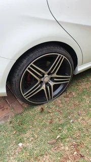 Merc amg 19 inch Car mags