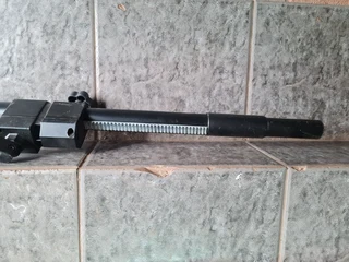 On stage bassbin subwoofer screw in pole with crank adjustable height