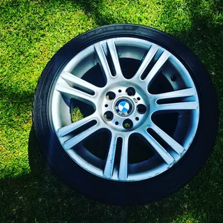 17&#34; BMW E90 M-SPORT RIM &#43; TYRE