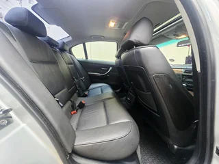 BMW E90 330i AUTOMATIC