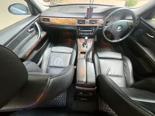 BMW E90 330i AUTOMATIC