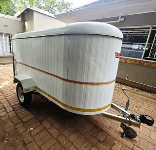 VENTER TRAVELLER SLK BOX TRAILER