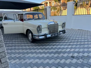 1966 Mercedes Benz 230S