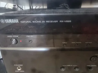 Yamaha RX-V685