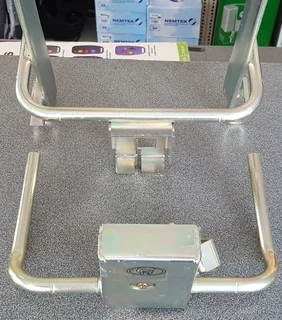 Centurion D5evo Anti-theft Cage with Enclosed Lock v6 New