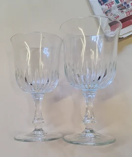 Glasses Exquisite Set of 2 x16 is 32 Glasses Imperial Tableware New