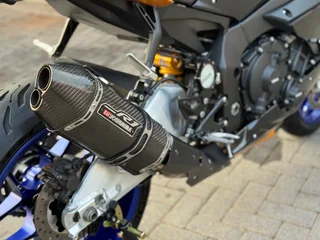 2019 Yamaha R1M with only 6000kms